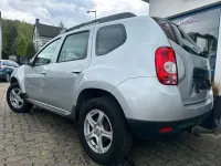 Gebraucht Dacia Duster Lauréate 110 PS (80 kW) 2011 Platingrau SUV