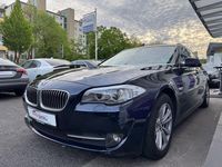 Gebraucht BMW 520 Sport Line 184 PS (135 kW) 2011 Blau Limousine
