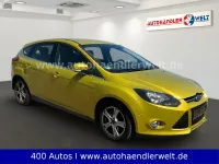 Używany Ford Focus Titanium 150 KM (110 kW) 2011 Żółty Sedan/Limuzyna