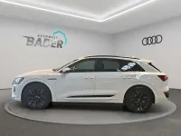 Gebraucht Audi Q8 e-tron Advanced 300 kW (408 PS) 2024 Gletscherweiß metallic SUV