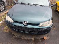 Gebraucht Peugeot 106 88 PS (64 kW) 1996 Grün Kleinwagen