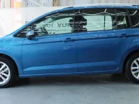 Gebraucht VW Touran 150 PS (110 kW) 2018 Carribean blue Van / Kleinbus