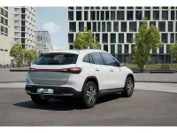 Gebraucht Mercedes EQA350 214 kW (292 PS) 2025 Unilack polarweiß SUV