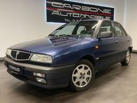 Second-hand Lancia Delta 75 CP (55 kW) 1994 Albastru Hatchback