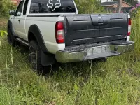 Gebraucht Nissan Navara 133 PS (97 kW) 2003 Weiß Pickup