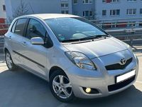 Gebraucht Toyota Yaris Edition 101 PS (74 kW) 2011 Silber Kleinwagen