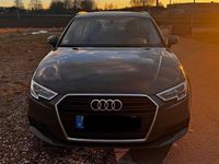 Gebraucht Audi A3 150 PS (110 kW) 2018 Grau Limousine
