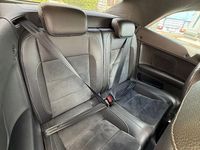 Second-hand VW Golf 105 CP (77 kW) 2011 Alb Cabrio