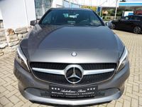 Gebraucht Mercedes A180 Urban 122 PS (89 kW) 2016 Grau Limousine