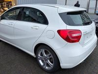 Gebraucht Mercedes A180 Edition 122 PS (89 kW) 2014 Weiß Kleinwagen