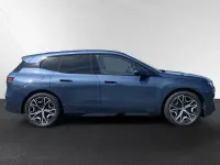 Gebraucht BMW iX Lifestyle 300 kW (408 PS) 2025 Arctic race blue metallic SUV