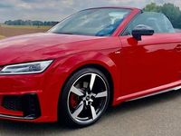 Gebraucht Audi TT Competition 197 PS (144 kW) 2022 Rot Cabrio