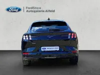 Gebraucht Ford Mustang Mach-E Basis 197 kW (269 PS) 2022 Schwarz SUV