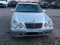 Gebraucht Mercedes E200 116 PS (85 kW) 2000 Silber Limousine
