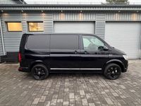 Gebraucht VW Multivan Highline 204 PS (150 kW) 2017 Deep black perlefekt Van