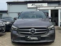Gebraucht Mercedes B180 116 PS (85 kW) 2020 Mountaingrau  met. Kleinwagen