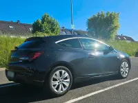 Gebraucht Opel Astra GTC 140 PS (102 kW) 2012 Schwarz Coupé