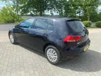 Second-hand VW Golf VII Trendline 96 CP (70 kW) 2014 Negru Berlinǎ