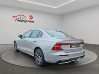 Gebraucht Volvo S60 Plus 197 PS (144 kW) 2023 Grau Limousine