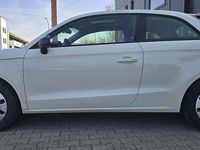 Gebraucht Audi A1 Attraction 122 PS (89 kW) 2013 Weiß Kleinwagen