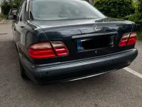 Occasion Mercedes E200 Classic 163 ch (119 kW) 2001 Noir Berline