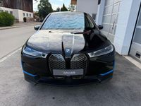 Gebraucht BMW iX Sport Line 239 kW (326 PS) 2024 Black sapphire metallic SUV