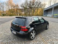 Gebraucht VW Golf IV 101 PS (74 kW) 2002 Schwarz Kleinwagen