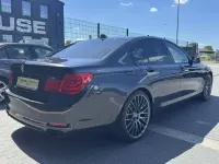 Gebraucht BMW 740 326 PS (239 kW) 2008 Silber/grau Limousine
