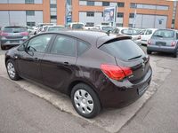 Gebraucht Opel Astra Design Edition 116 PS (85 kW) 2011 Braun Limousine