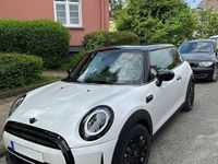 Gebraucht Mini Cooper 136 PS (100 kW) 2023 Weiß Kleinwagen