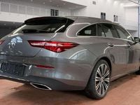 Gebraucht Mercedes CLA200 Progressive 163 PS (119 kW) 2022 Mountaingrau Kombi
