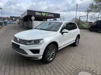 Gebraucht VW Touareg Terrain Tech 262 PS (192 kW) 2016 Weiß SUV