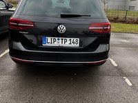 Gebraucht VW Passat Highline 150 PS (110 kW) 2019 Schwarz Kombi
