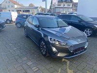 Gebraucht Ford Focus Cool & Connect 125 PS (91 kW) 2018 Magneticgrau (metallic) Limousine