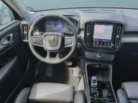Gebraucht Volvo XC40 Plus 163 PS (119 kW) 2025 Blau SUV