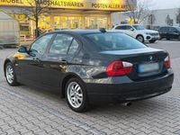 Gebraucht BMW 320 150 PS (110 kW) 2007 Limousine