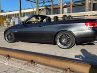 Gebraucht BMW 325 Cabriolet Performance 218 PS (160 kW) 2007 Grau Cabrio