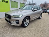 Gebraucht Volvo XC60 Core 197 PS (144 kW) 2022 Grau SUV