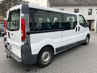 Gebraucht Opel Vivaro 145 PS (106 kW) 2008 Weiß Van / Kleinbus