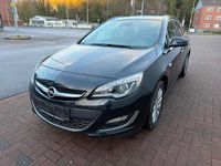 Gebraucht Opel Astra Sport 131 PS (96 kW) 2013 Schwarz Kombi