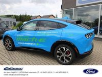 Gebraucht Ford Mustang Mach-E Extended Range 258 kW (351 PS) 2022 Grabber blue metallic (metallic) SUV