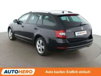 Gebraucht Skoda Octavia Clever 150 PS (110 kW) 2018 Cerna magic/black magic Kombi