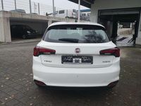 Gebraucht Fiat Tipo Life 131 PS (96 kW) 2024 Gelatoweiß Limousine