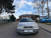 Gebraucht Volvo V40 116 PS (85 kW) 1997 Silber Kombi