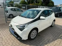 Gebraucht Toyota Aygo X-play 72 PS (52 kW) 2018 Weiß Kleinwagen