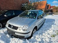 Gebraucht VW Polo 64 PS (47 kW) 2004 Silber Kleinwagen