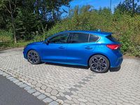 Gebraucht Ford Focus ST-Line 125 PS (91 kW) 2018 Blau Limousine