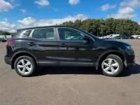 Gebraucht Nissan Qashqai 131 PS (96 kW) 2018 Schwarz SUV