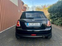 Gebraucht Mini Cooper 122 PS (89 kW) 2010 Schwarz Kleinwagen