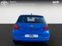 Gebraucht VW Polo Comfortline 90 PS (66 kW) 2015 Blau Limousine